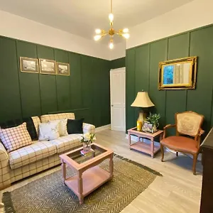 Old Gem Flat Aberdeen